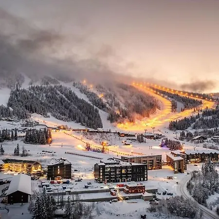 Ski-in Ski-out - In Fjellandsbyen - View To The Slopes דירה